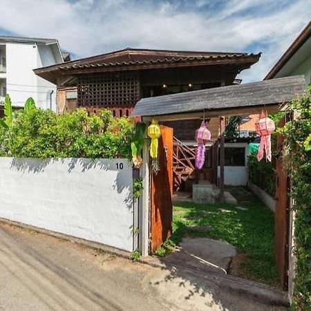 Hostel Nearthepark Backpack House Chiang Mai Exterior foto